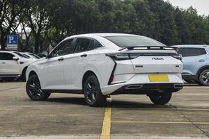 Dongfeng Aeolus Yixuan voiture automatique berline 5 portes 5 sièges LED caméra cuir intérieur conduite à gauche 52cc essence <span class=keywords><strong>Mach</strong></span> nouveau - Product Image 6