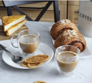 Tazza in Vetro Borosilicato a Doppia Parete IKOO con Manico, Senza BPA, Resistente al Calore, Lavabile in Lavastoviglie e Utilizzabile in <span class=keywords><strong>Microonde</strong></span> per Bevande Calde (Cappuccino) - Product Image 6