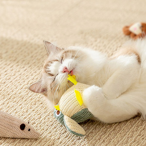 Venta al por mayor de suministros para gatos, juguete masticable de menta y teaser para gatitos, ideal para aliviar el aburrimiento y jugar con perros - Product Image 3