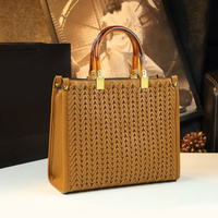 Nouveau Sac à Main Grande Capacité en PU Tressé Style Rétro Chinois pour Femme, Polyvalent avec Décoration Croisée, Idéal pour les Trajets Quotidien – Collection 2026