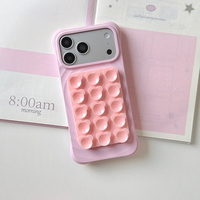 Coque de téléphone en silicone souple pour iPhone 17 Pro Max avec support magnétique en forme d'ours mignon, accessoire pour selfie, modèle Boyang