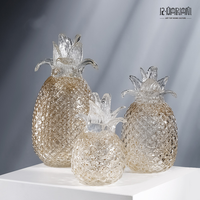 Ornements de sculpture en forme de fruits de luxe décoration d'ananas gonflable en verre fait à la main moderne pour l'artisanat du verre