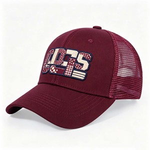 Gorra de béisbol de malla de 6 paneles personalizada de alta calidad, estilo camionero, de algodón estructurado con parche de cuero - Product Image 1