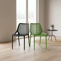 Chaises d'extérieur en polypropylène ajourées multicolores empilables pour patio et jardin, vente en gros