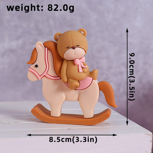 หมีตกแต่งหน้าเค้กรูปม้าการ์ตูนสำหรับเด็กทารกลูกโป่งน้ำรูปทรงสี่เหลี่ยมสีรุ้งช่องเก็บของเคลื่อนที่ตุ๊กตากาวเนื้อนุ่มสำหรับตกแต่ง - Product Image 6