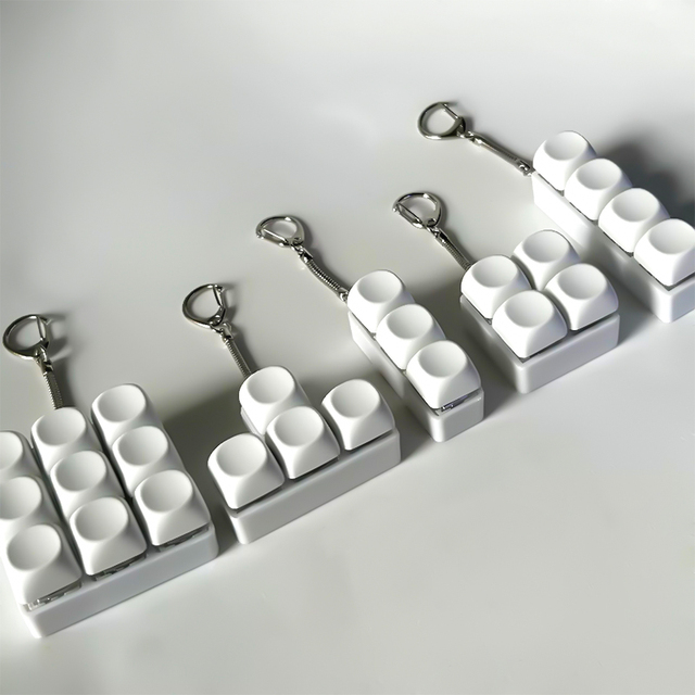 Customizable Keycap Fidget Keychain - Stress Relief Mechanical Keyboard Button Toy for Anxiety Relief