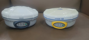 Gebrauchtes <span class=keywords><strong>Trimble</strong></span> <span class=keywords><strong>R8</strong></span>-2 <span class=keywords><strong>R8</strong></span> Basis- und Rover-System mit TCS20 Controller PDL4135 Funkempfänger Secondhand <span class=keywords><strong>GNSS</strong></span> RTK - Product Image 2