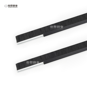 Brosse d'étanchéité pour vitres de qualité industrielle DIY Vente en gros Bande d'étanchéité en caoutchouc pour dénuder les intempéries à poils en <span class=keywords><strong>nylon</strong></span> PET PP Polissage - Product Image 1