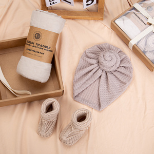 Vente chaude élégant bambou mousseline langes crochet coton chaussettes nouveau-né garçon filles blanc bébé couvertures couleurs neutres - Product Image 5