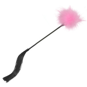 Fouet multifonctionnel en silicone noir, jouet doux pour flirter et taquiner, usage adulte - Product Image 3
