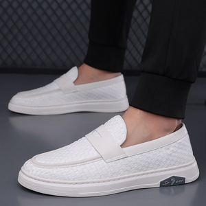 Black Men's Loafers Round Toe Slip-On Breathable PU Lining <b>Rubber</b> Outsole Geometric Pattern <b>Strip</b> Decoration - Product Image 3