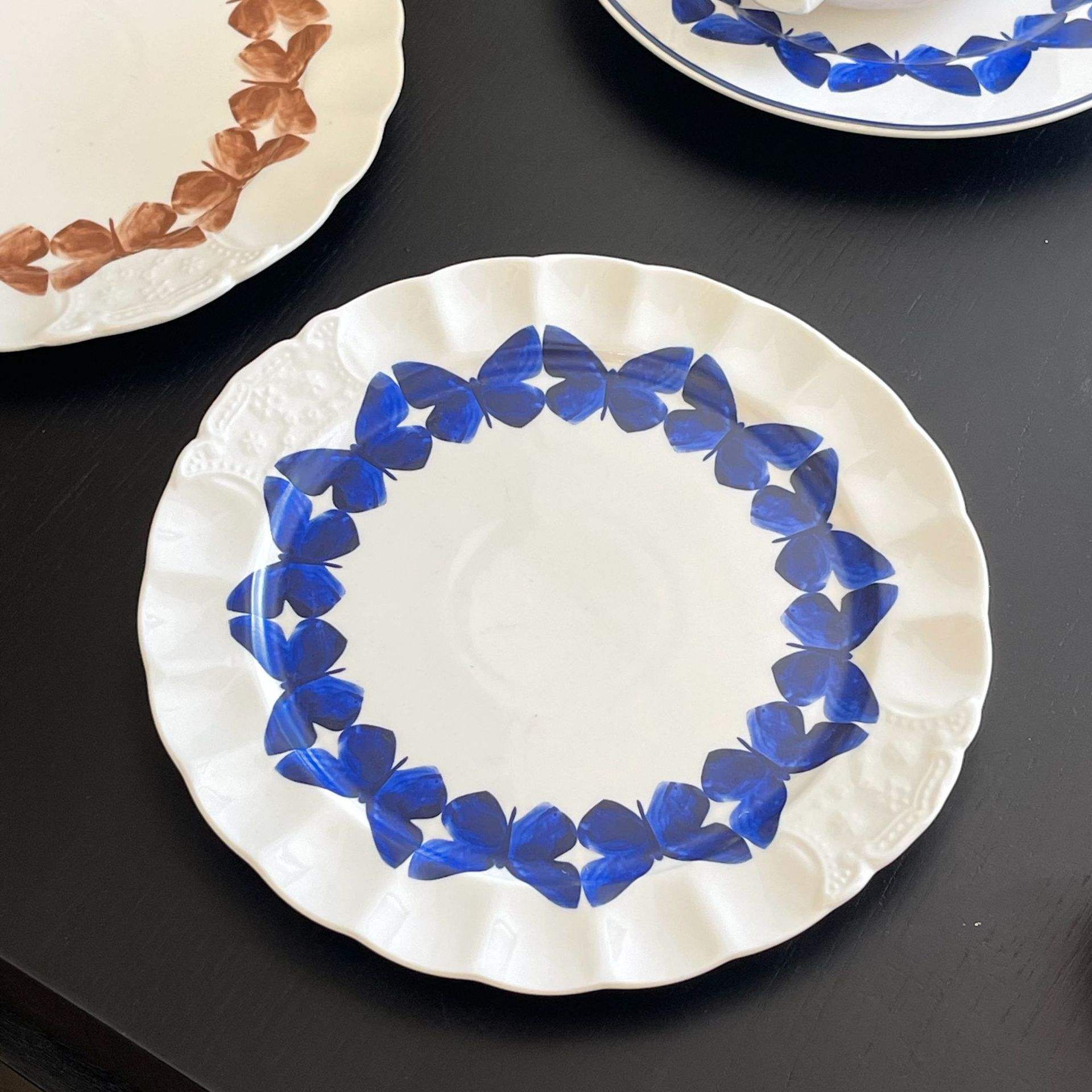 จานผีเสื้อวินเทจสีน้ำเงิน18.5ซม