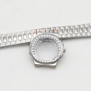 <span class=keywords><strong>Diamant</strong></span> équipé 2813/8215 mouvement 42mm pièces de boîtier de <span class=keywords><strong>montre</strong></span> modifiées en acier inoxydable ensemble complet pour <span class=keywords><strong>montre</strong></span> mécanique <span class=keywords><strong>Patek</strong></span> Nautilus - Product Image 3