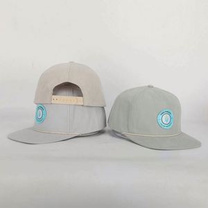 Gorras Snapback Personalizadas BSCI Unisex de 5 Paneles, Clásicas, de Poliéster y Algodón, sin Estructura, con Visera Plana y Logotipo Tejido - Product Image 2