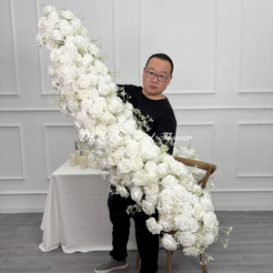 Camino de Mesa Floral Artificial Blanco al por Mayor para Bodas, Caminos de Mesa Florales para Decoración de Eventos - Product Image 3