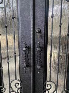 Puerta de Gimnasio de Aluminio Forjado, Anillos Láser Saudia Hs-Id008, Tirador Vintage, Pelucas de Cabello Humano, Panel de Marco Negro Forjado, Puerta de Hierro 711 - Product Image 4