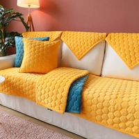 Vente directe d'usine bon marché fauteuil matelassé en flanelle douce charmantes housses de canapé housses de pantoufles