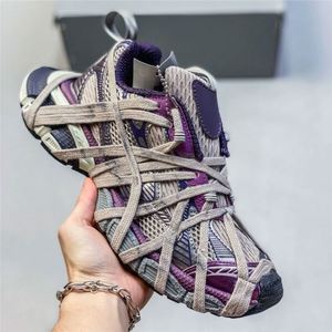 Chaussures de sport de luxe 3XL de haute qualité pour couple, hommes et femmes, vente en gros, confortables, avec sangle en tissu, style marche - Product Image 2