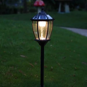 Lampe solaire pour pelouse LED 5000K lumière du jour IP65 résistante à l'eau, abat-jour en bambou, lampe de jardin avec capteur de mouvement, CRI 90, faisceau de 60° - Product Image 1