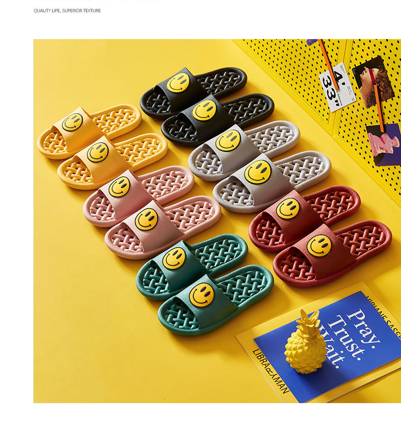 Smiling Face Slides Slippers Summer Home Bath Indoor Slippers Wholesale