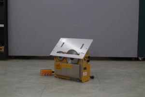 Ensemble de <span class=keywords><strong>scie</strong></span> <span class=keywords><strong>circulaire</strong></span> miniature professionnelle |   Tête de <span class=keywords><strong>scie</strong></span> inclinable, conception pliable portable pour le travail du bois à 45/90 degrés - Product Image 6