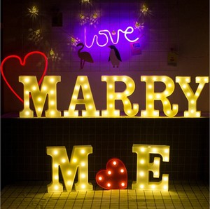 Luces con letras LED 26 alfabeto de luz carpa número de letras signo para fiesta de boda cumpleaños alimentado por batería de Navidad - Product Image 3