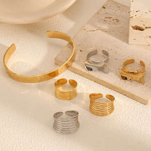Geometric Polished Stainless Steel <b>Ring</b> And Bracelet Set For Women Fashionable Niche Design <b>Titanium</b> Steel Jewelry - Product Image 1