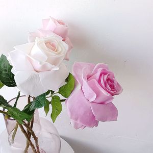 O-X3043 Roses artificielles de haute qualité, aspect réaliste, décoratives pour mariage, blanches, rouges, ivoire, pour la décoration de la maison et des mariages - Product Image 1