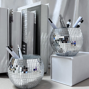 Portalápices con forma de bola de discoteca, adorno de escritorio, almacenamiento de lápices de maquillaje, almacenamiento de oficina, portavelas de Navidad, multifuncional - Product Image 1
