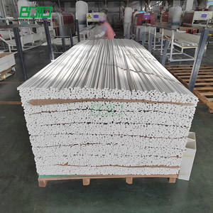 Moulures en <span class=keywords><strong>PVC</strong></span> blanc demi-rondes <span class=keywords><strong>de</strong></span> 1/2 po et 3/4 po pour bâtiments modernes, durables et écologiques, moulures en <span class=keywords><strong>PVC</strong></span> <span class=keywords><strong>de</strong></span> 1/2 po pour verre - Product Image 5