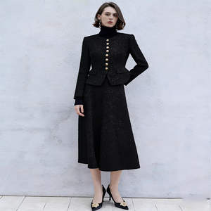 Completo Minimalista da <span class=keywords><strong>Donna</strong></span> <span class=keywords><strong>in</strong></span> <span class=keywords><strong>Tweed</strong></span> Nero, <span class=keywords><strong>Blazer</strong></span> Lineare con Gonna Svasata, Outfit Sofisticato per Riunioni e Visite <span class=keywords><strong>in</strong></span> Ufficio - Product Image 4