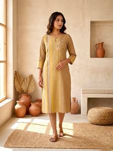 High On Demand Elegant Handwoven Cotton <b>Kurti</b> with Comfortable Fit Breathable Material for Summer and Casual Wear For Sale - Product Image 2