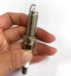 Bougies d'allumage pour moteur de voiture <span class=keywords><strong>Chevrolet</strong></span> Iridium Bujia Nouveau 4 #41-962 19299585 Bougies d'allumage à bas <span class=keywords><strong>prix</strong></span> - Product Image 6