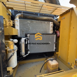 Excavadora de orugas Caterpillar 320D2 de 20 toneladas, 95% nueva, casi nueva de fábrica, usada. - Product Image 1