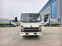Camion à ordures compacteur diesel manuel Sinotruk HOWO Mini 6,5 m³ 4x2 avec moteur 140 ch, directement de l'usine