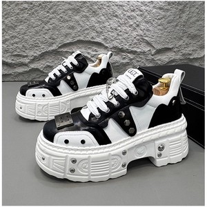 Nouvelles chaussures décontractées pour hommes, tendance mode outdoor, chaussures de sport et de skateboard, chaussures tendance à semelle épaisse pour hommes, augmentant la taille - Product Image 3