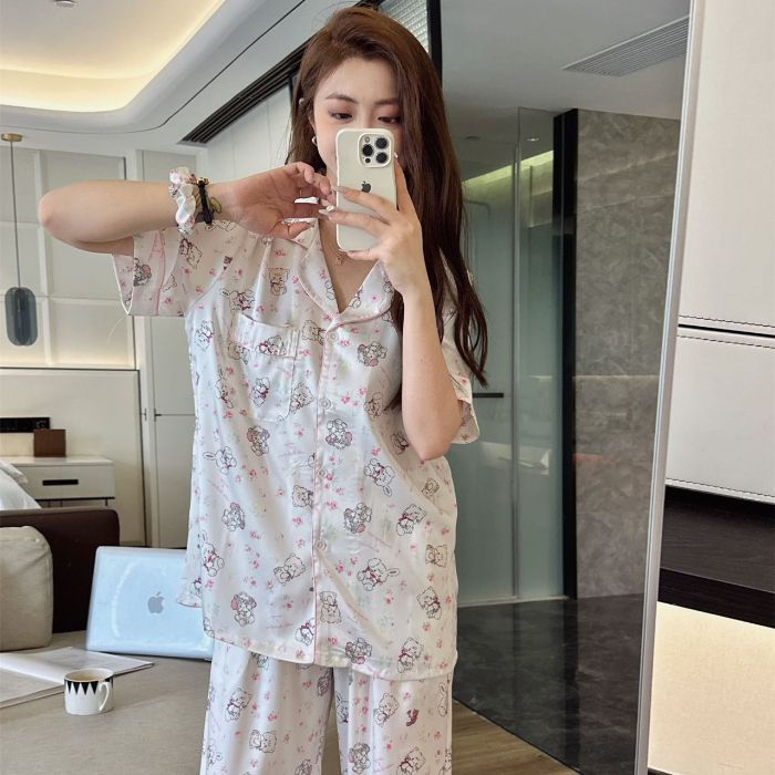 CX-WD181 # dessin animé fleur