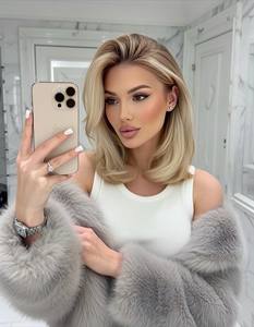 Pelucas de Cabello Humano Rubio Ombre de Aspecto Natural para Salón de Belleza, Pelucas Cortas de Cabello Humano Rubio Ondulado para Mujer - Product Image 1