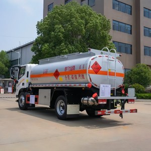 Camion-citerne à huile FOTON Ollion 4x2 10000L, camion de livraison de carburant diesel avec pompe doseuse - Product Image 6