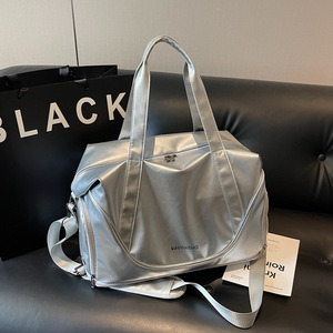 Nouveau sac de voyage unisexe en cuir PU souple avec fermeture éclair, grande capacité, sac de sport portable avec séparation humide/sec pour yoga et gym - Product Image 1