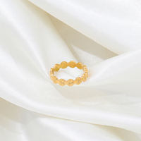 Fenny 18K Vergoldeter Großhandels-Fingerring aus Rostfreiem Stahl mit Graviertem Blumenmuster und Pavé-Fassung, Trendiger Damenring