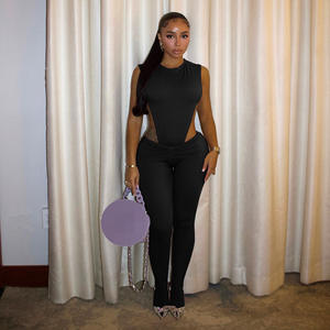 ชุดเซ็ตใหม่มาแรงสำหรับผู้หญิง เสื้อบอดี้สูทคอกลมแขนกุด กางเกงรัดรูปเอวกลาง ชุดเซ็กซี่สองชิ้น - Product Image 5