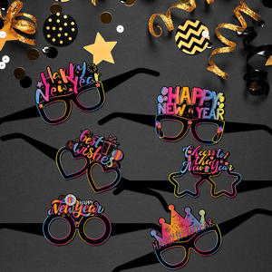 Splendida felice anno nuovo anno 2026 tema abbagliante carta tenuta in mano cornice per foto - Product Image 6