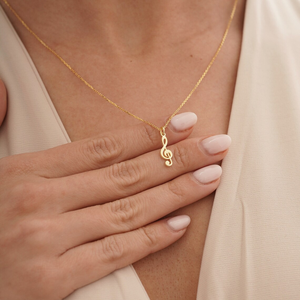 Collier élégant avec pendentif clé de sol en acier inoxydable plaqué or, bijou minimaliste en forme de note de musique pour femme, cadeau pour les amoureux de la musique - Product Image 3