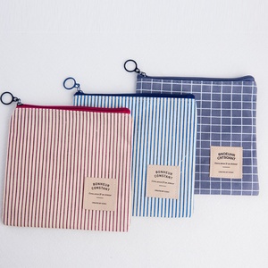 Monedero Ecológico, Sostenible, Sin Desperdicio, Pequeño, Mini, de Poliéster Reciclado RPET, Bolsa para Cosméticos - Product Image 6