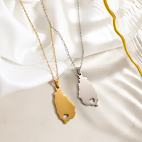 SUMMLY Colliers Pendentifs Minimalistes Cœur Creux Carte du Sri Lanka Chaîne en Acier Inoxydable Or 18K Argent Souvenir de Voyage Vente en Gros