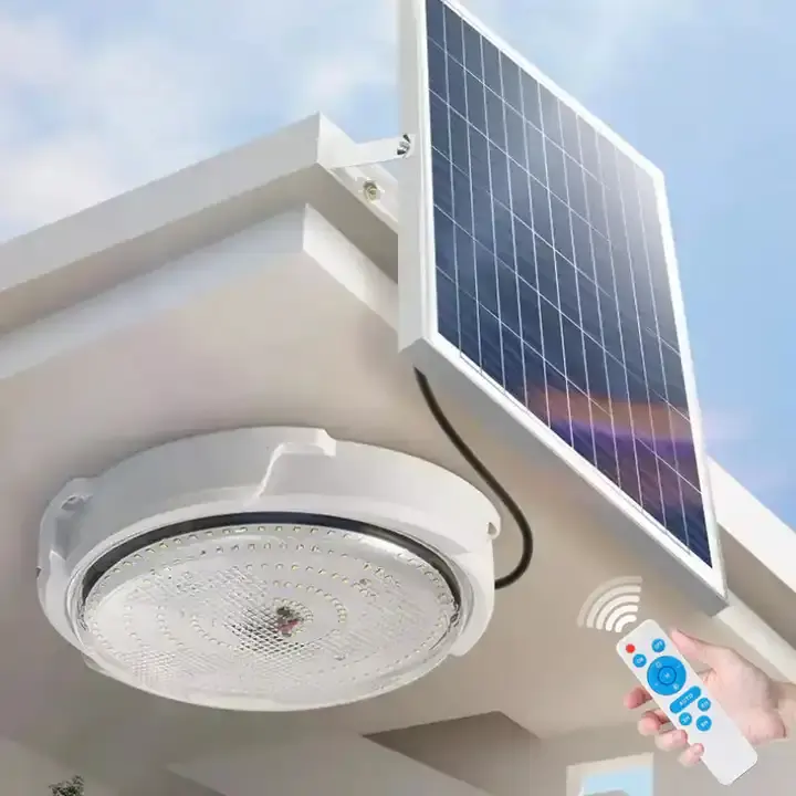 Plafonnier LED solaire d'intérieur à télécommande à usage domestique moderne de haute qualité