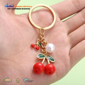 Llavero con Colgante de Cereza Adorable, Fabricante de Llaveros Metálicos con Logotipo Esmaltado Personalizado para Bolsos y Regalos - Product Image 1
