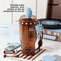 Gobelet à paille en Tritan, design à pois élégant et célèbre dans le monde entier, avec fonction isolante pour l'été ; grande capacité, portable, pour la voiture et le bureau