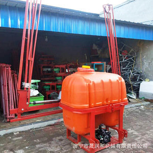 Pulverizador Agrícola de 600 L con Brazo Hidráulico Plegable para Uso Agrícola de Alta Productividad - Product Image 1